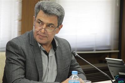 ارز نیمایی به دلالان می‌رسید/ سیاست ارزی فعلی باید از سال‌ها پیش دنبال می‌شد