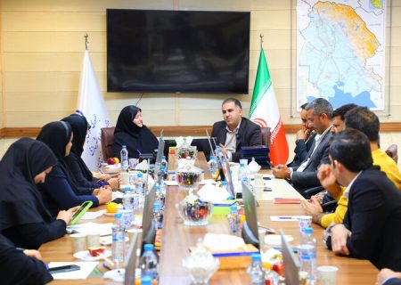 نشست مشترک شورای هماهنگی روابط عمومی‌های وزارت راه و شهرسازی در خوزستان با حضور سرپرست مرکز ارتباطات و اطلاع رسانی وزارت راه برگزار شد