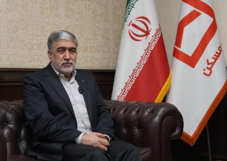 ایفای نقش مسئولیت اجتماعی بانک مسکن در سال ۱۴۰۳ / ساخت یک مدرسه و آزادی ۳۲ زندانی جرایم غیرعمد