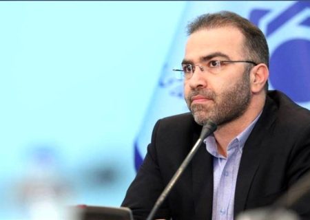 باید از سیاست‌های شوک‌درمانی پرهیز کنیم/ تقویت بازار رسمی و تامین همه نیازهای ارزی