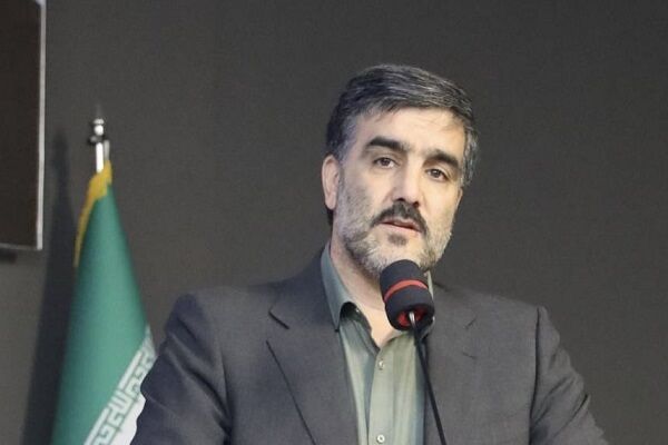 فعالیت‌های بارگیری، تخلیه و اعلان بار در بندر شهید رجایی به شکل عادی در حال انجام است