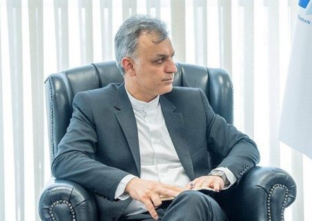 فرایندها برای ورود سرمایه‌گذاران به بازارهای مولد کوتاه‌تر شود/ باید با رفع موانع قانونی و اصلاح برخی سیاست‌ها و فرایندها، اعتماد به بازارهای شفافی چون بازار سرمایه را افزایش دهیم