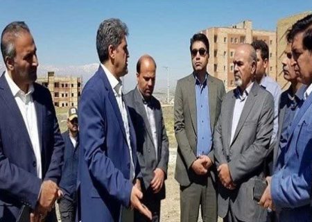 تعامل وزارت راه و شهرسازی و بانک مسکن، نقطه عطفی در تحقق اهداف نهضت ملی مسکن/عملکرد مطلوب بانک مسکن در پاسخگویی به مشکلات متقاضیان نهضت ملی/رفع مشکلات در مسیر توسعه نهضت ملی الیگودرز با هدایت وزارت راه و شهرسازی و همت بانک مسکن